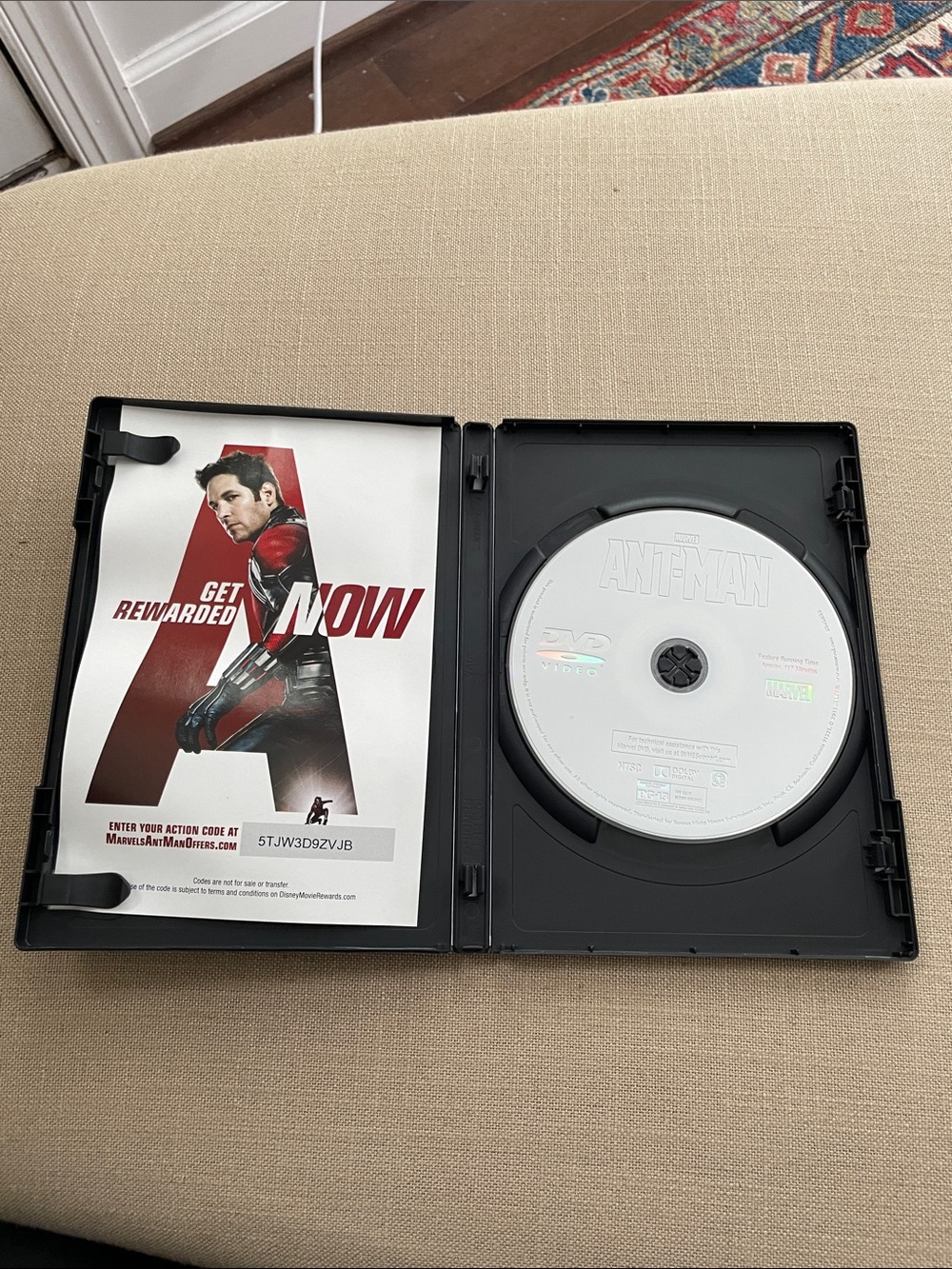 Marvel Ant-Man DVD 2015 - Picture 4 of 11